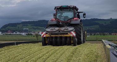 06_Landwirtschaftliche Lohnarbeiten.jpg